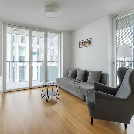 Easy Flat Green Prater Vienna Exterior photo