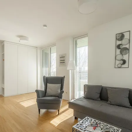 Easy Flat Green Prater Vienna Exterior photo